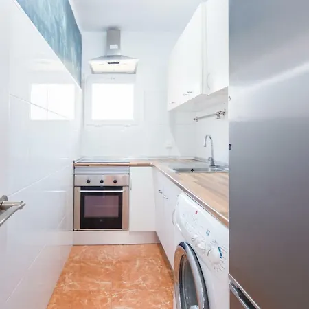 Homeholidaysrentals Doris *